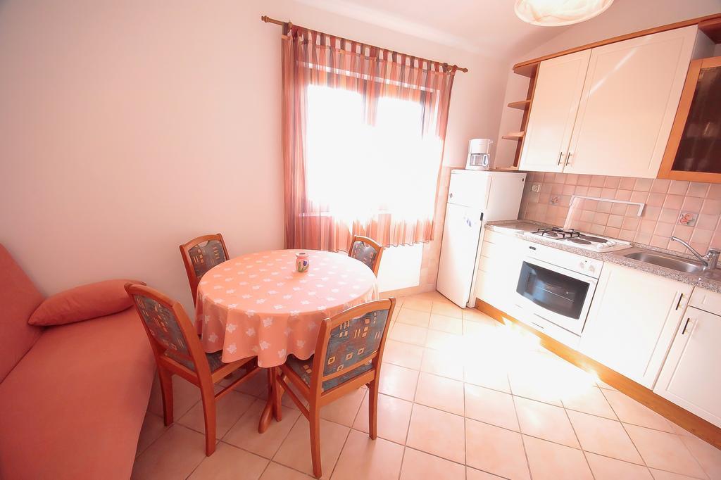 Apartments Skelin 보디체 객실 사진
